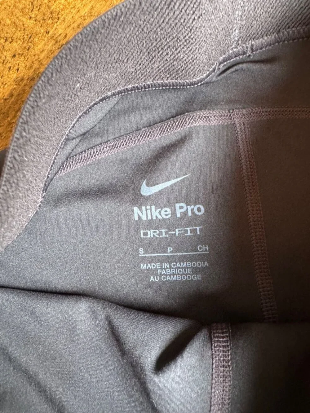 Nike Pro Dri-Fit Activewear Black & Grey Compression Athletic Shorts Size Small - Picture 4 of 5